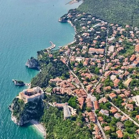 Soggiorni Dana Bed & Breakfast 4*